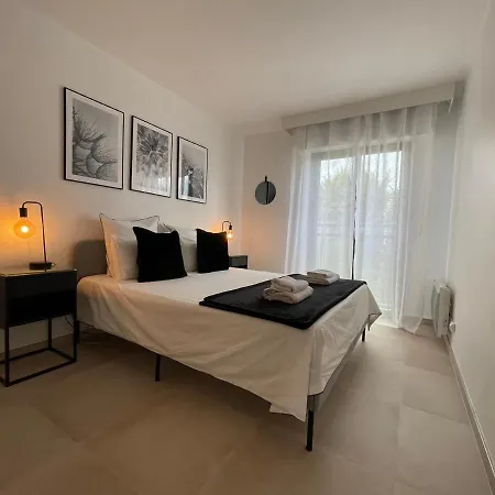 Domaine D'Ahmosis, Modern 2 Bedrooms Refurbished Apartment, F3 Moderne Fraichement Renove Le Cannet Buitenkant foto