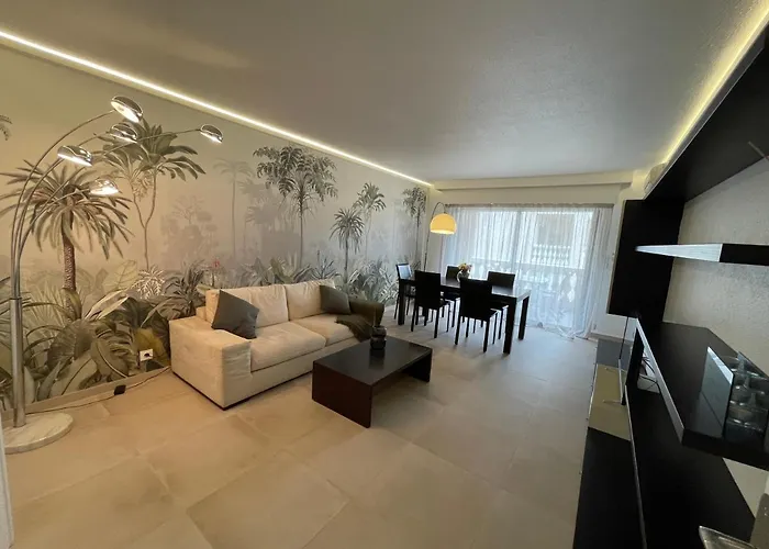 Domaine D\'Ahmosis, modern 2 bedrooms refurbished apartment, f3 moderne fraichement rénové