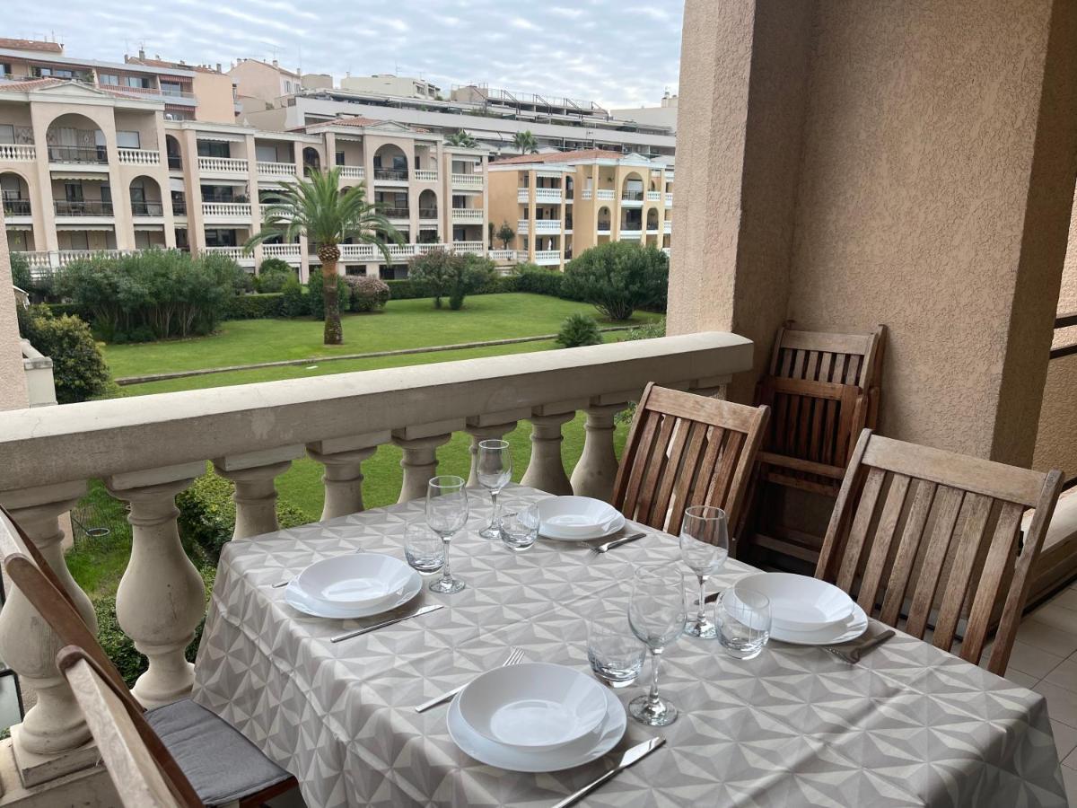 Appartement Domaine D'ahmosis, Modern 2 Bedrooms Refurbished Apartment, F3 Moderne Fraichement Rénové *