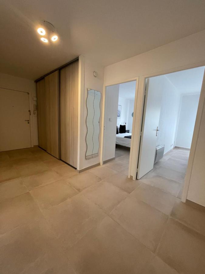 Domaine D'ahmosis, Modern 2 Bedrooms Refurbished Apartment, F3 Moderne Fraichement Rénové Appartement *